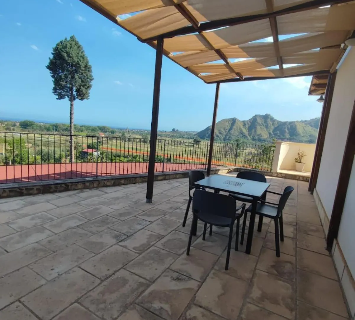 *** Aparthotel Don Vittorio Country Village Trappitello Italy