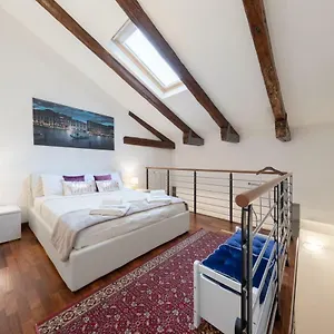 Ca' Del Pozzo Loft , Venice Italy